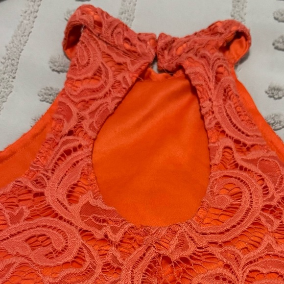 RUE 21 salmon color lace juniors tank top. - Picture 3 of 3